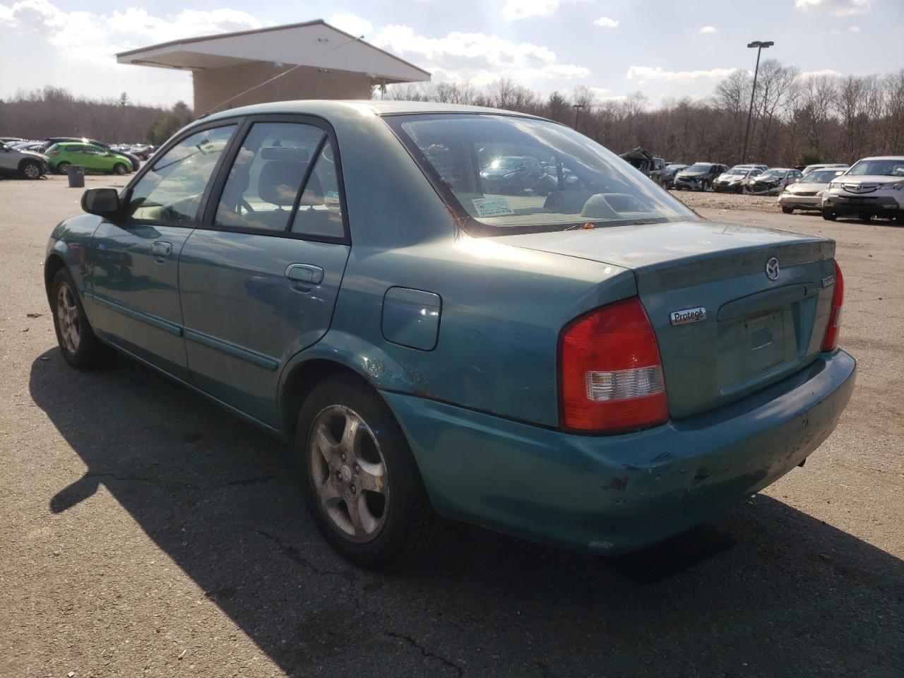 Photo 3 from auction – 2001 MAZDA PROTEGE LX with VIN JM1BJ225810478775
