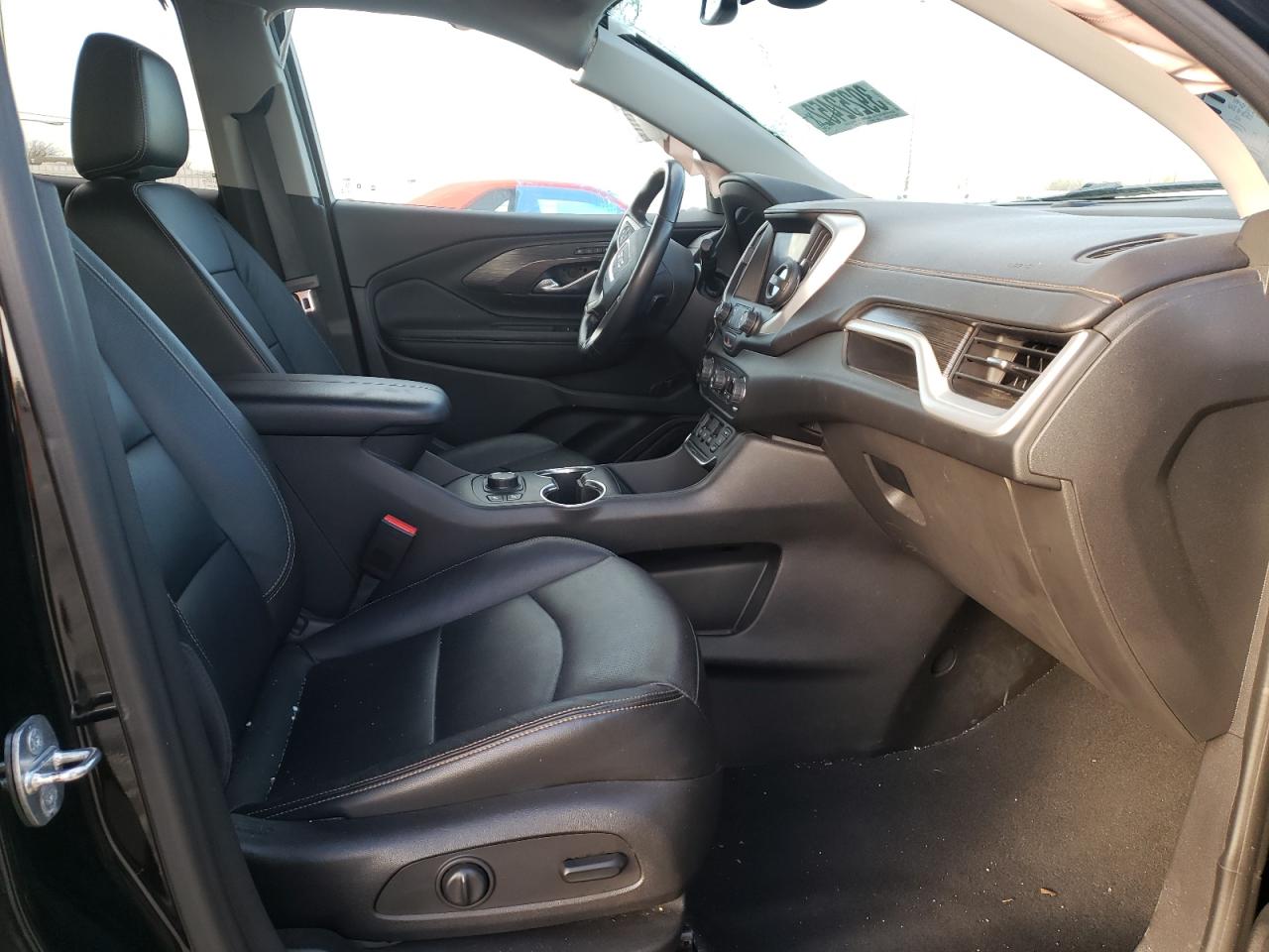 Photo 5 from auction – 2020 GMC TERRAIN SL with VIN 3GKALPEX9LL264873