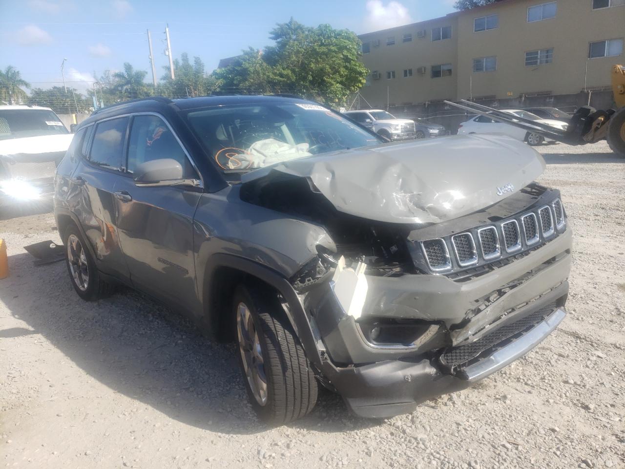JEEP COMPASS LI 2020 with VIN 3C4NJCCB0LT114654 - Photo from auction