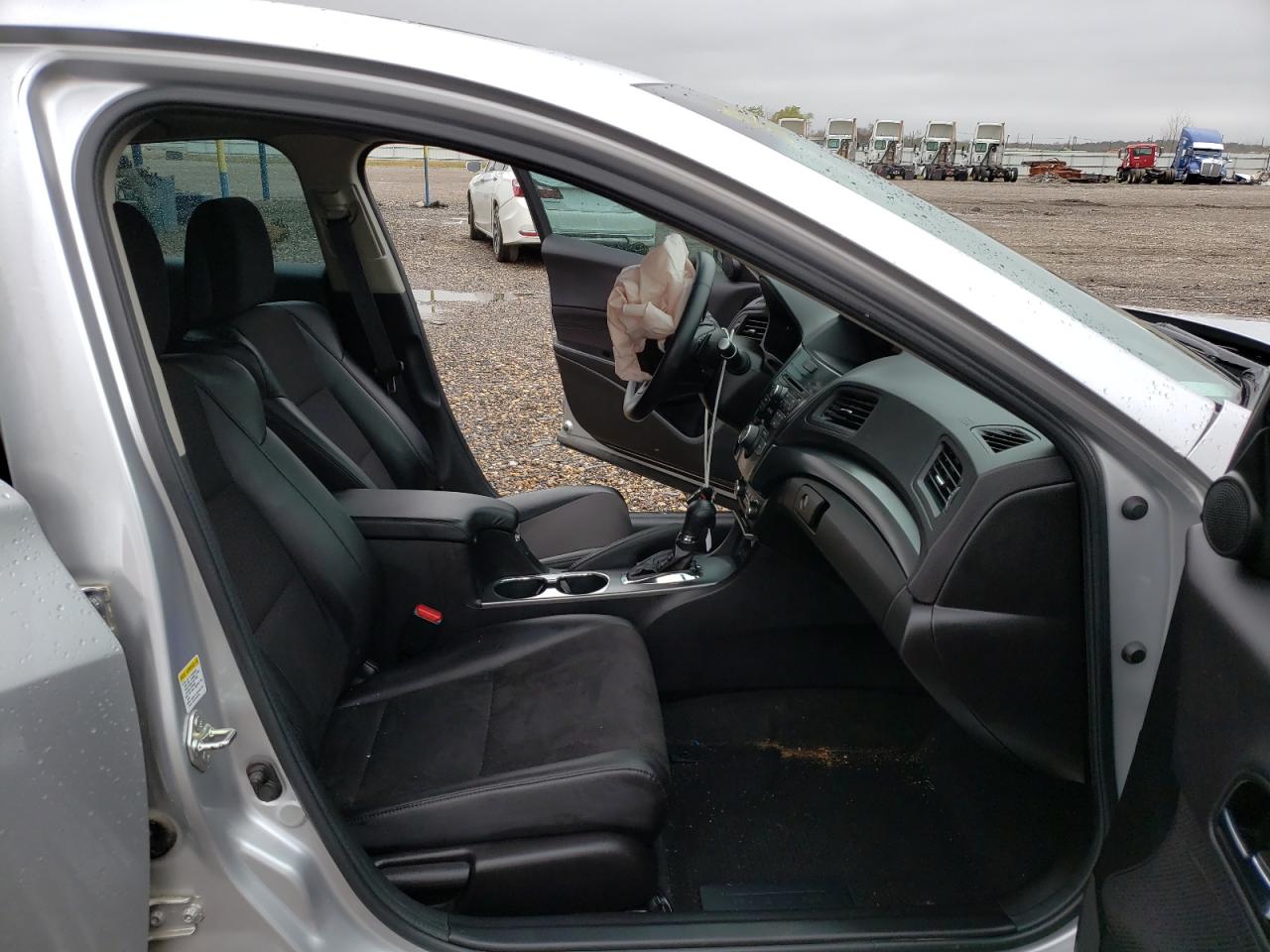Photo 5 from auction – 2013 ACURA ILX 20 with VIN 19VDE1F34DE020316