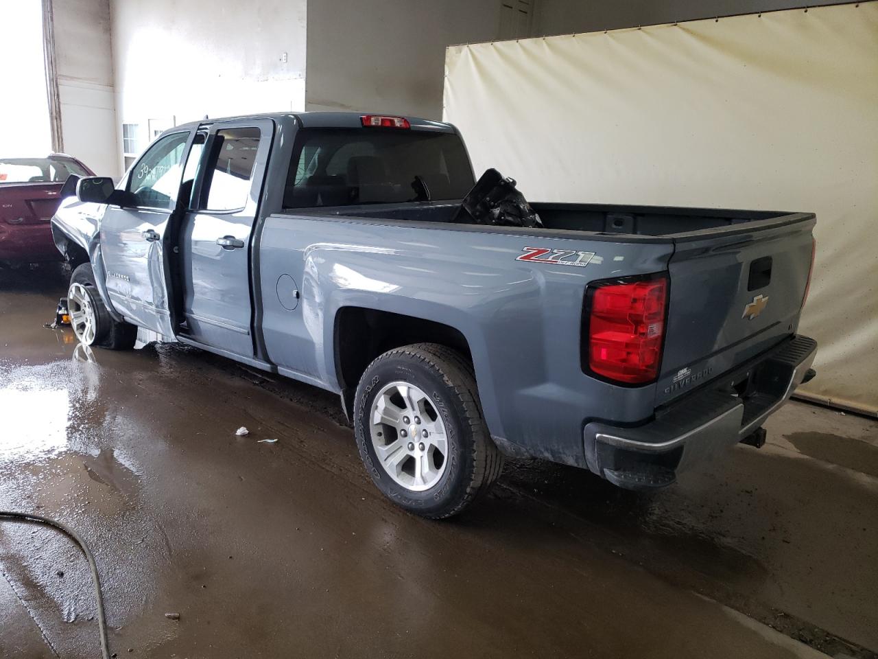 Photo 3 from auction – 2015 CHEVROLET SILVERADO with VIN 1GCVKREC3FZ417785