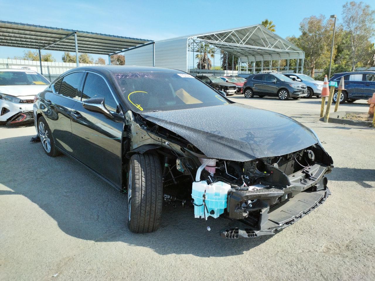 LEXUS ES 350 BAS 2021 with VIN 58ADZ1B11MU100663 - Photo from auction