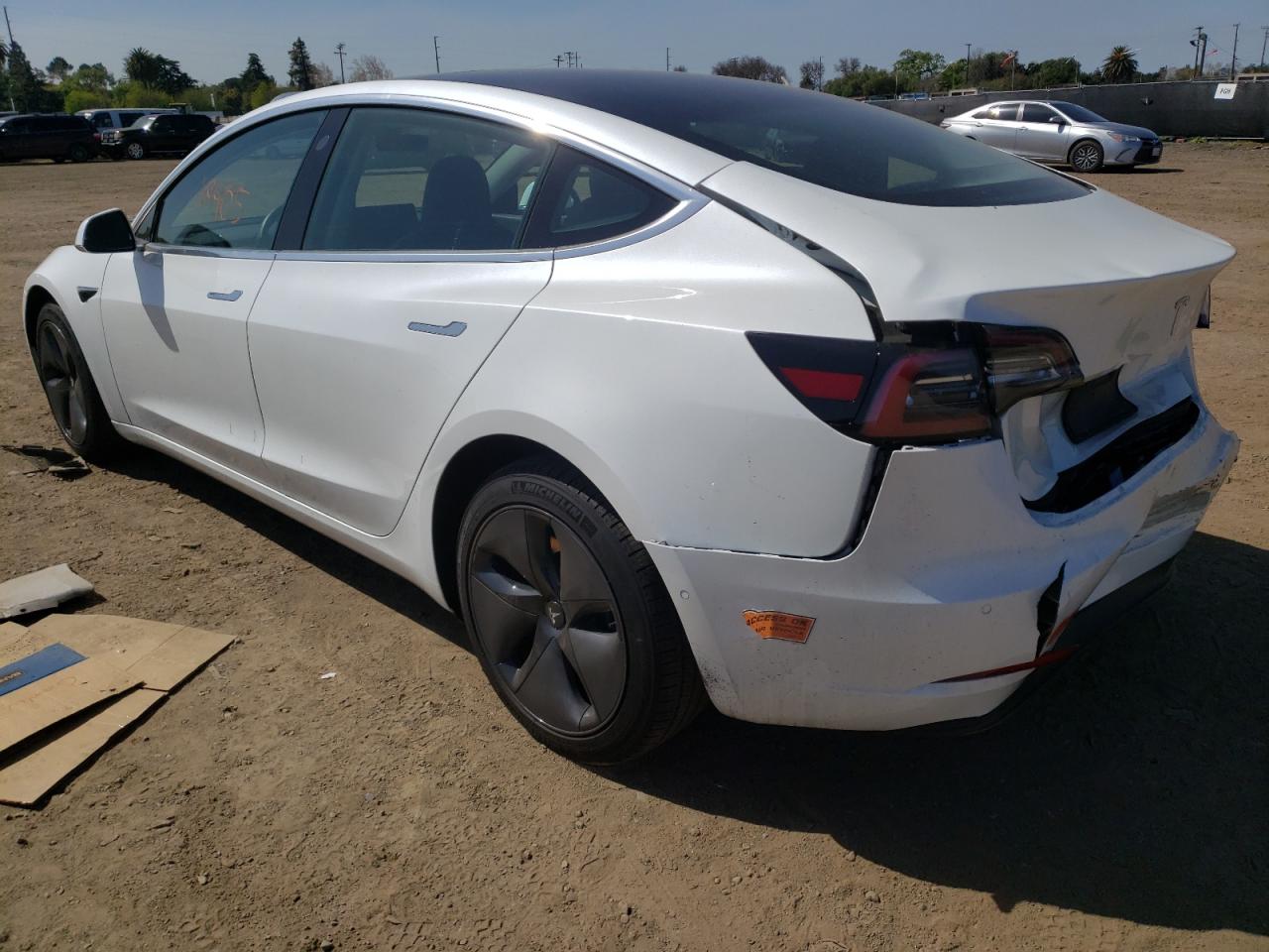 Photo 3 from auction – 2020 TESLA MODEL 3 with VIN 5YJ3E1EA5LF739893