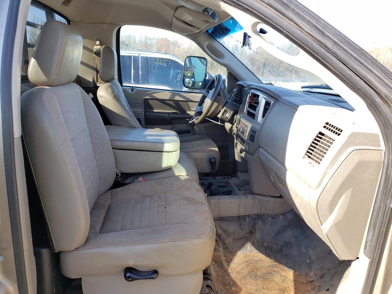 Photo 5 from auction – 2009 DODGE RAM 3500 with VIN 3D6WH36L29G528163