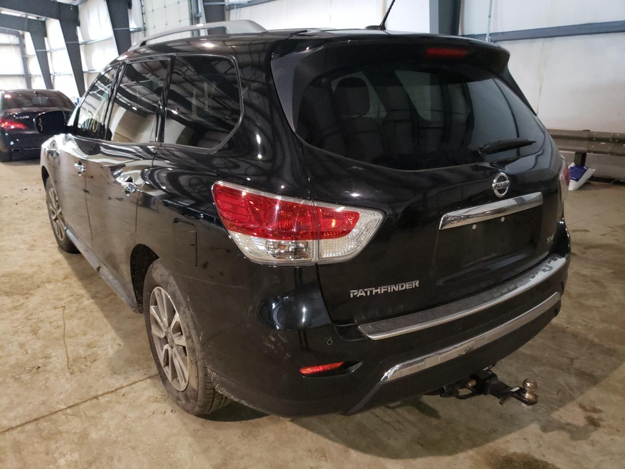 Photo 3 from auction – 2015 NISSAN PATHFINDER with VIN 5N1AR2MN3FC693645