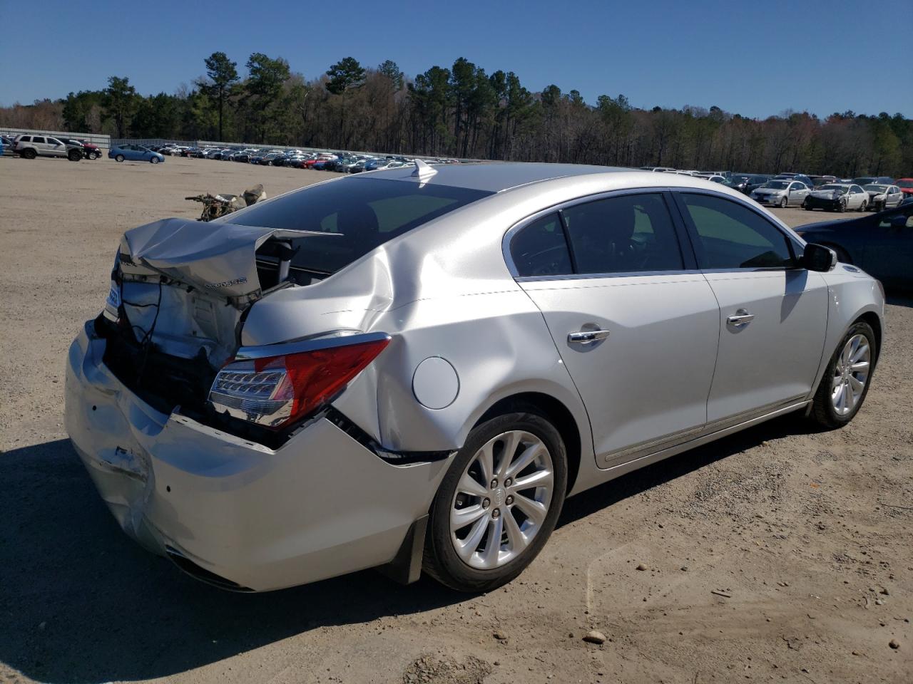 Photo 4 from auction – 2014 BUICK LACROSSE with VIN 1G4GB5G37EF224646