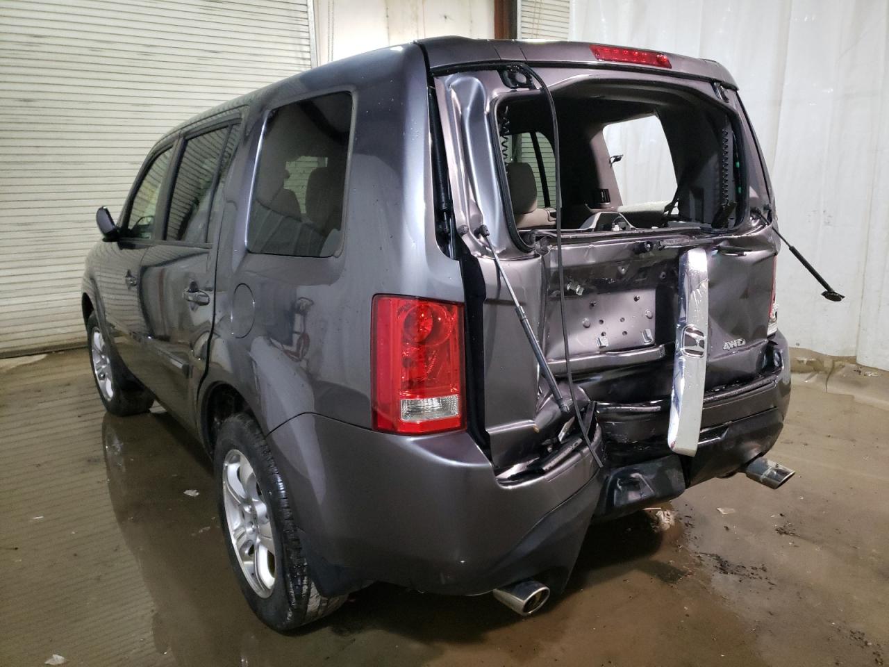 Photo 3 from auction – 2015 HONDA PILOT EX with VIN 5FNYF4H44FB033271
