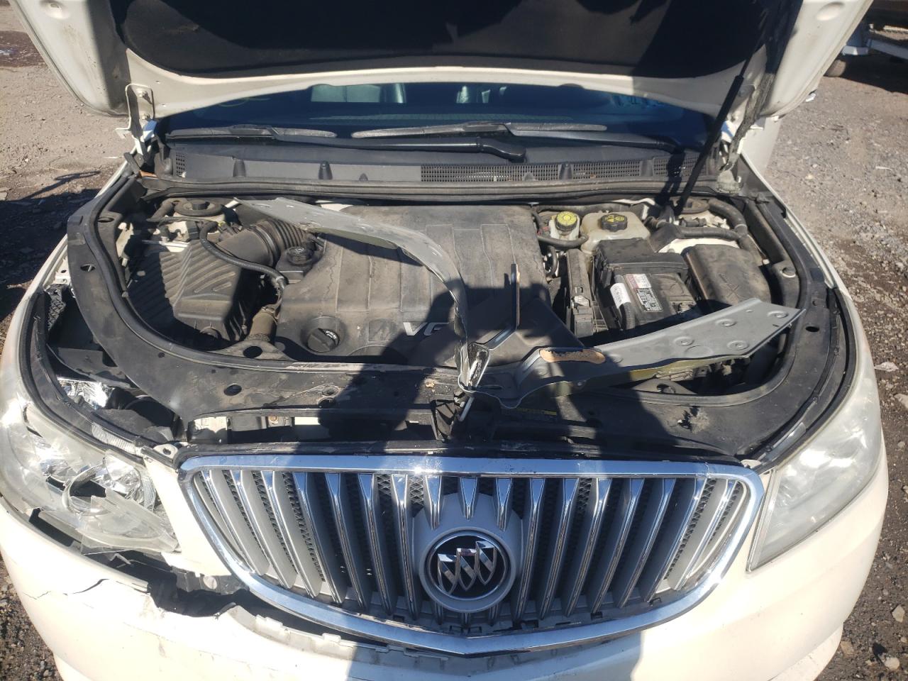 Photo 7 from auction – 2010 BUICK LACROSSE C with VIN 1G4GE5GV4AF190250