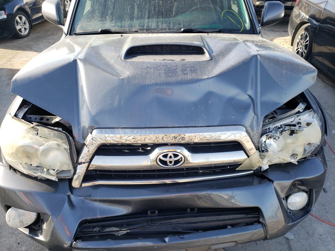 Photo 7 from auction – 2007 TOYOTA 4RUNNER SR with VIN JTEBU14R770115079