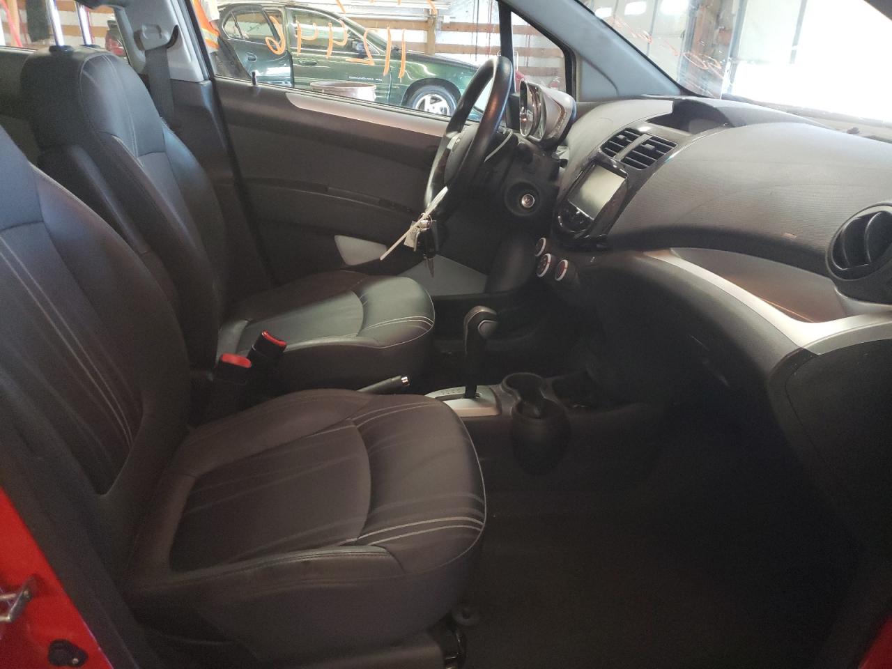 Photo 5 from auction – 2014 CHEVROLET SPARK 1LT with VIN KL8CD6S95EC506616