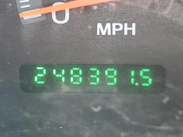Photo 8 from auction – 2000 FORD EXPEDITION with VIN 1FMRU17LXYLC50076