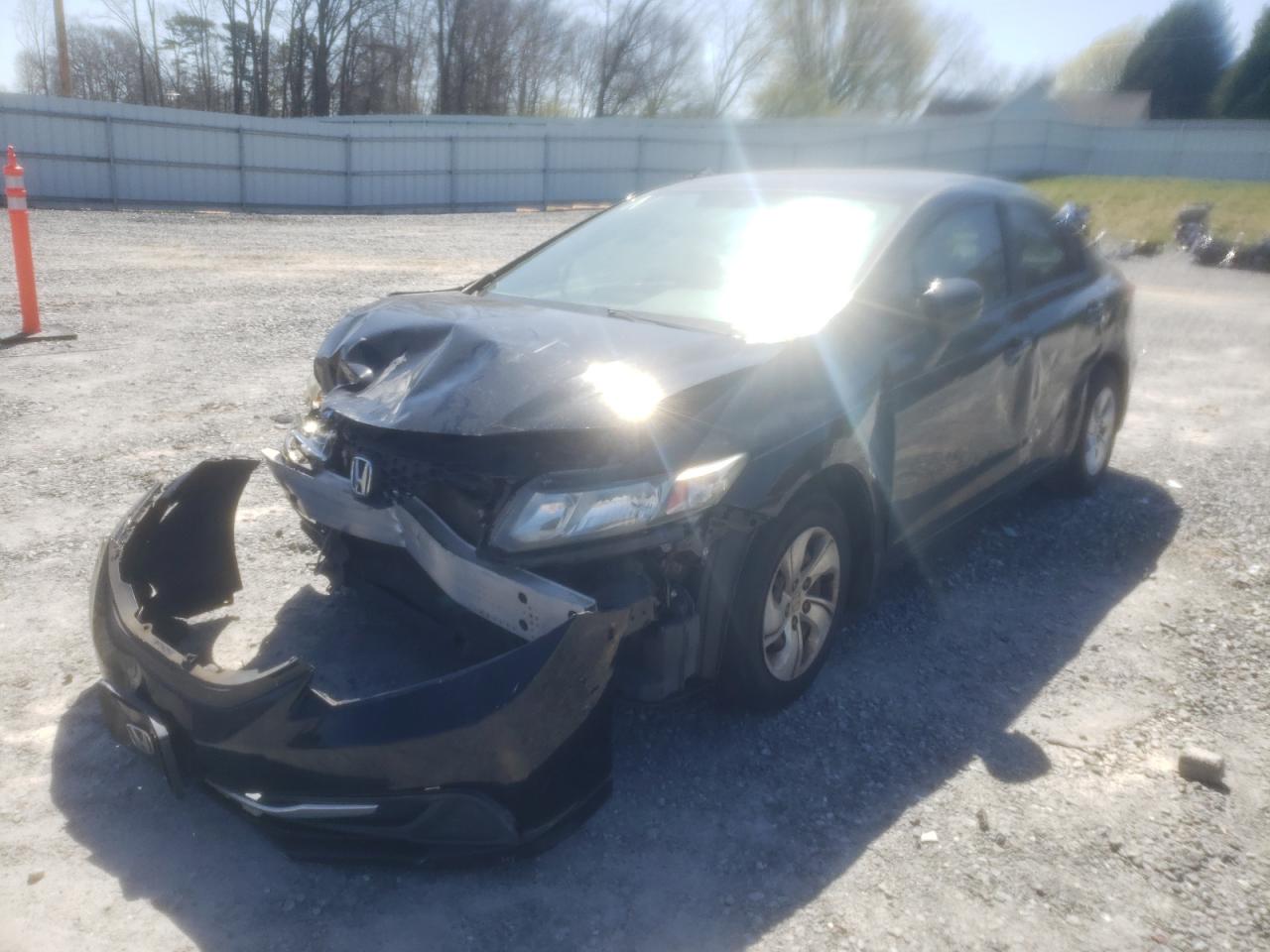 Photo 2 from auction – 2015 HONDA CIVIC with VIN 19XFB2F57FE063003