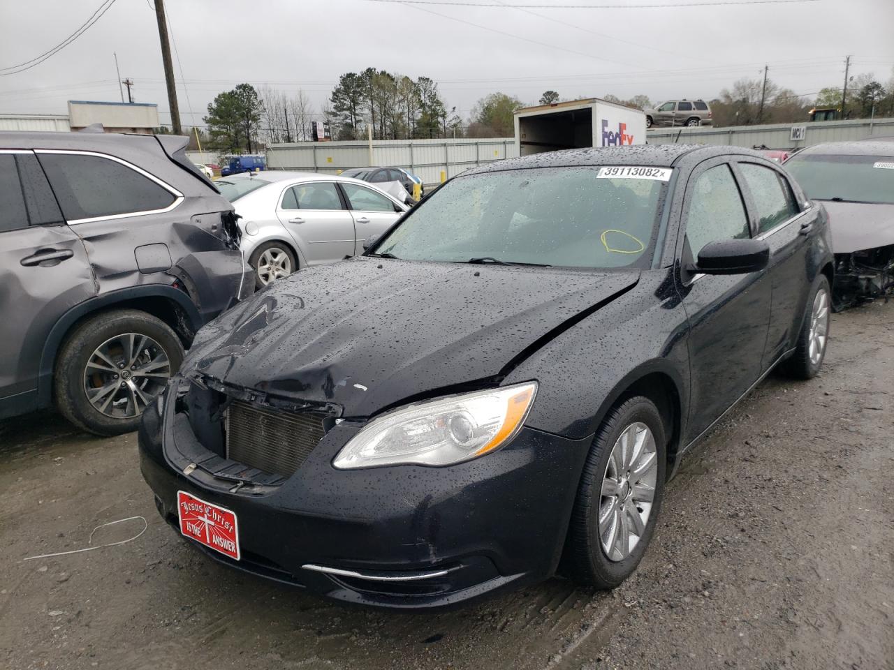 Photo 2 from auction – 2013 CHRYSLER 200 TOURIN with VIN 1C3CCBBG0DN527527