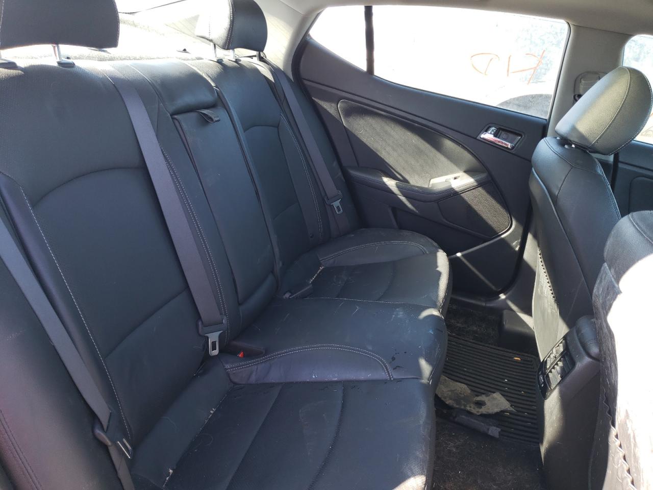 Photo 6 from auction – 2013 KIA OPTIMA EX with VIN KNAGN4A67D5343906