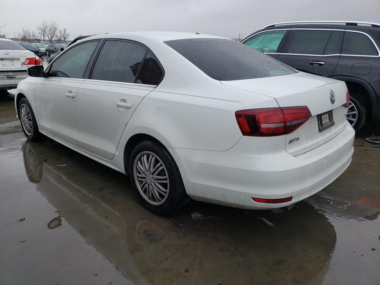 Photo 3 from auction – 2017 VOLKSWAGEN JETTA S with VIN 3VW2B7AJ2HM395808