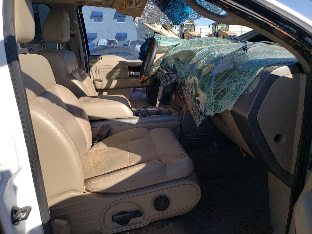 Photo 5 from auction – 2005 FORD F150 SUPER with VIN 1FTPW14555FB34161