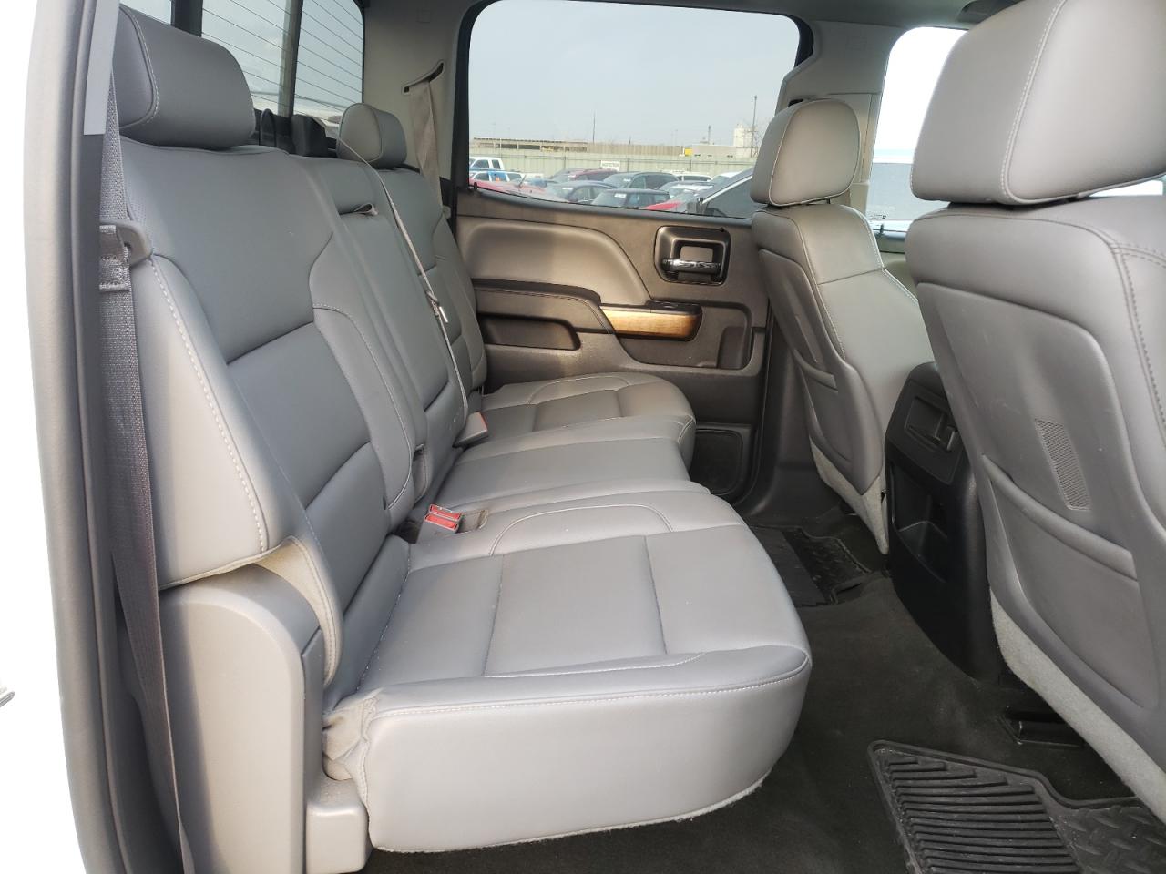 Photo 6 from auction – 2015 CHEVROLET SILVERADO with VIN 3GCUKSECXFG136196