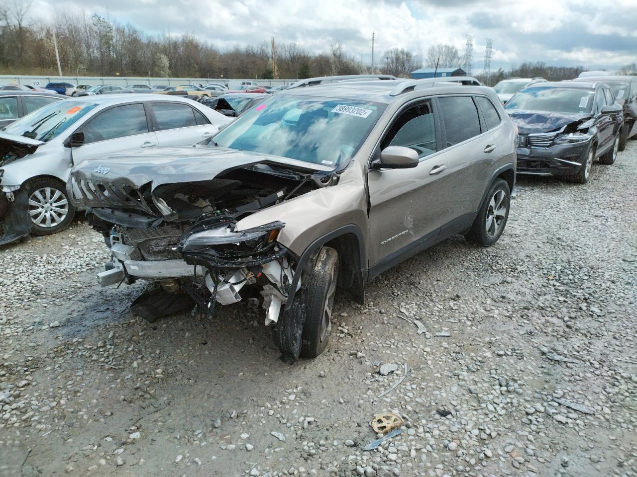 Photo 2 from auction – 2019 JEEP CHEROKEE L with VIN 1C4PJMDX5KD291407