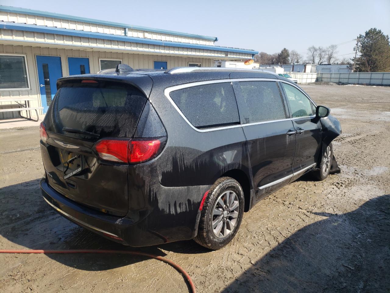 Photo 4 from auction – 2019 CHRYSLER PACIFICA T with VIN 2C4RC1EG5KR615985