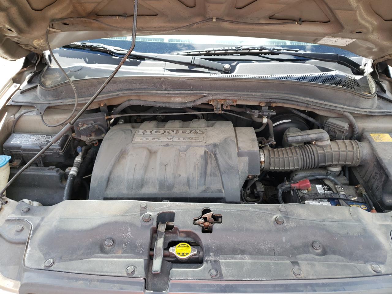 Photo 7 from auction – 2005 HONDA PILOT LX with VIN 2HKYF18195H505288