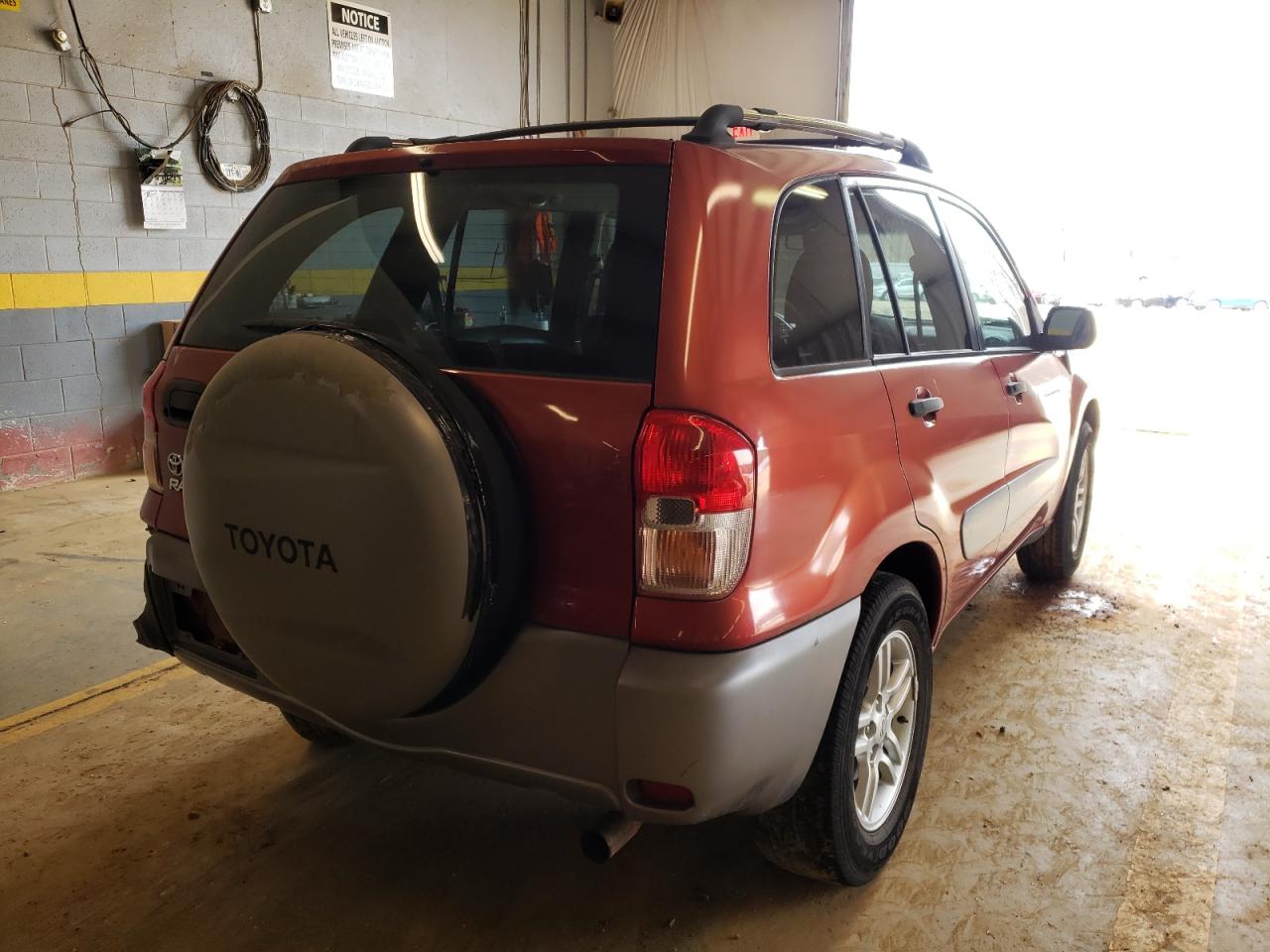 Photo 4 from auction – 2002 TOYOTA RAV4 with VIN JTEGH20VX20076760