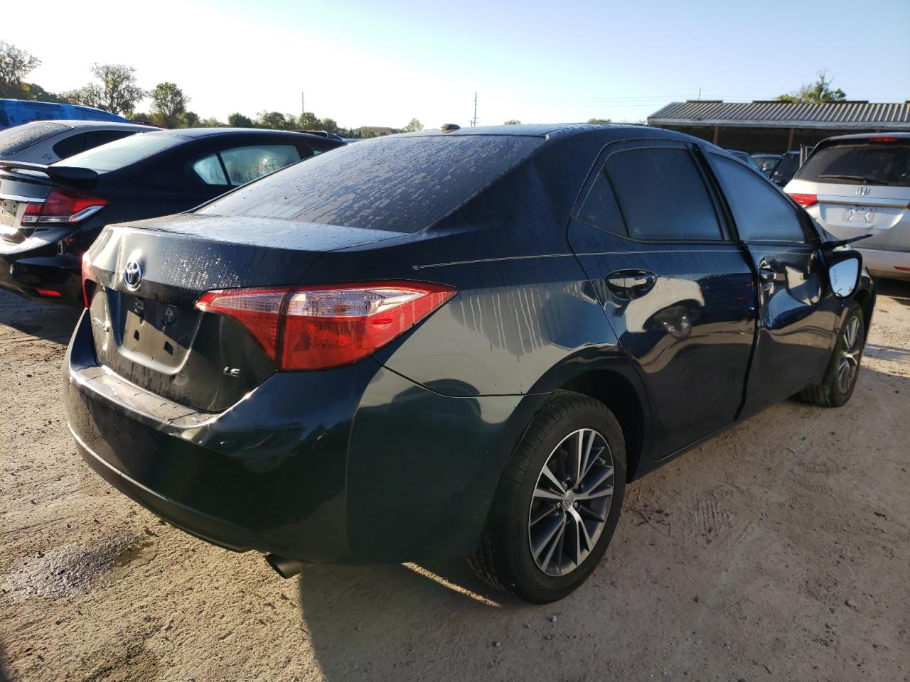 Photo 4 from auction – 2018 TOYOTA COROLLA L with VIN 5YFBURHE5JP837996