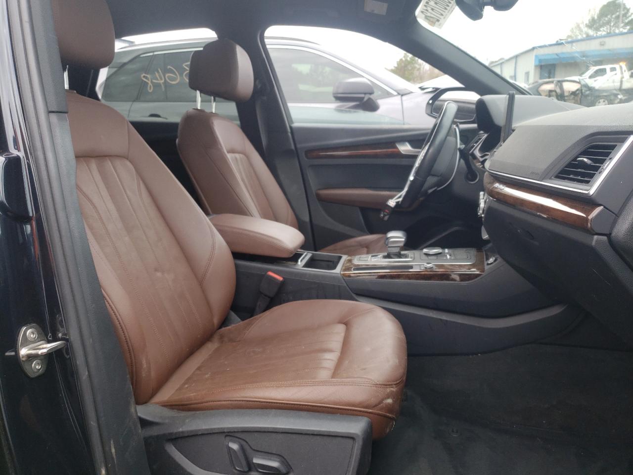 Photo 5 from auction – 2018 AUDI Q5 PREMIUM with VIN WA1ANAFY2J2034465