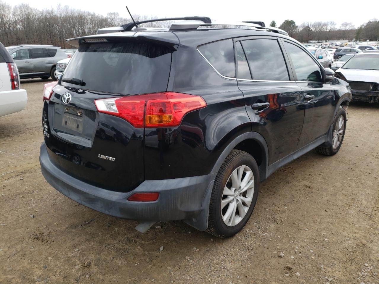 Photo 4 from auction – 2015 TOYOTA RAV4 LIMIT with VIN 2T3YFREV6FW229443