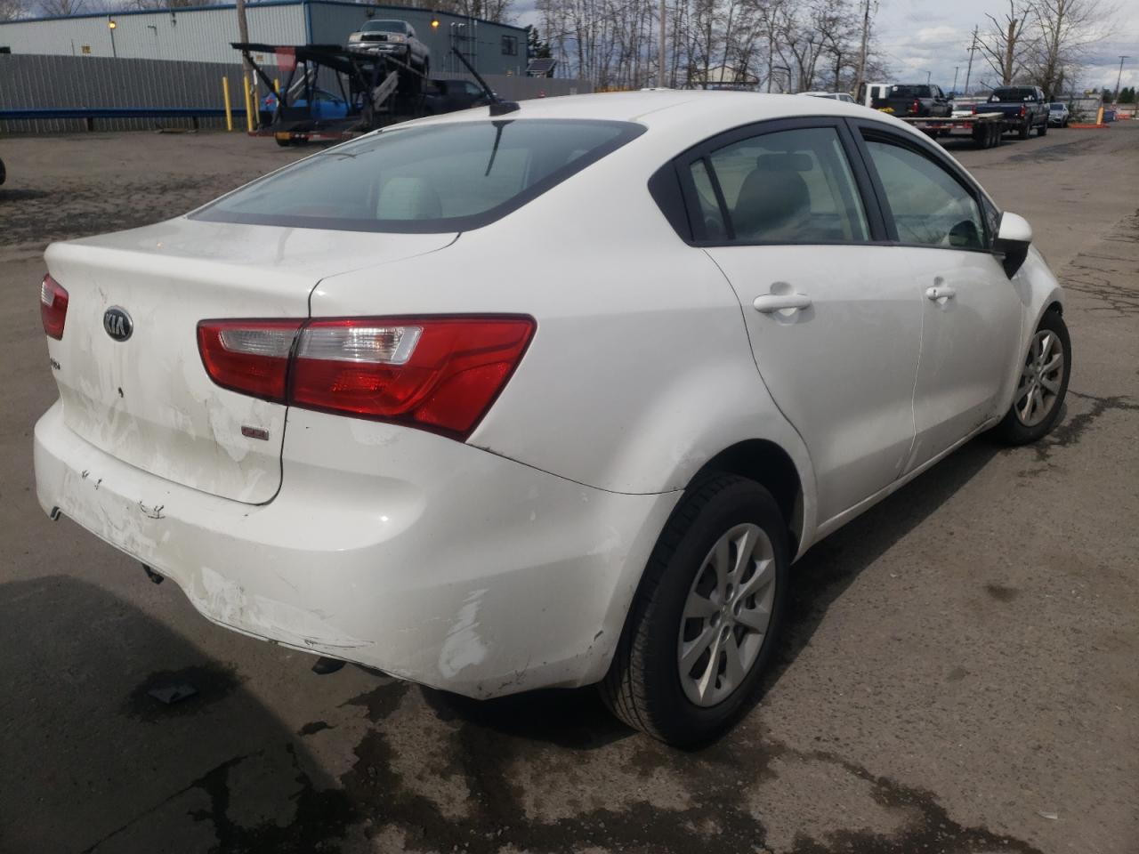 Photo 4 from auction – 2013 KIA RIO LX with VIN KNADM4A33D6164798