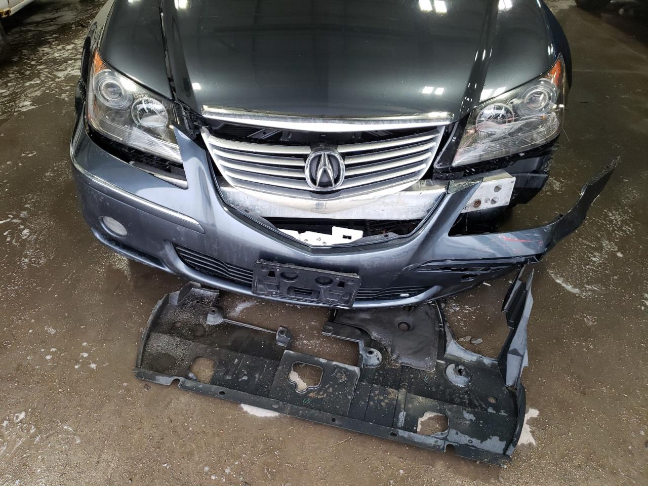 Photo 9 from auction – 2008 ACURA RL with VIN JH4KB16658C002520