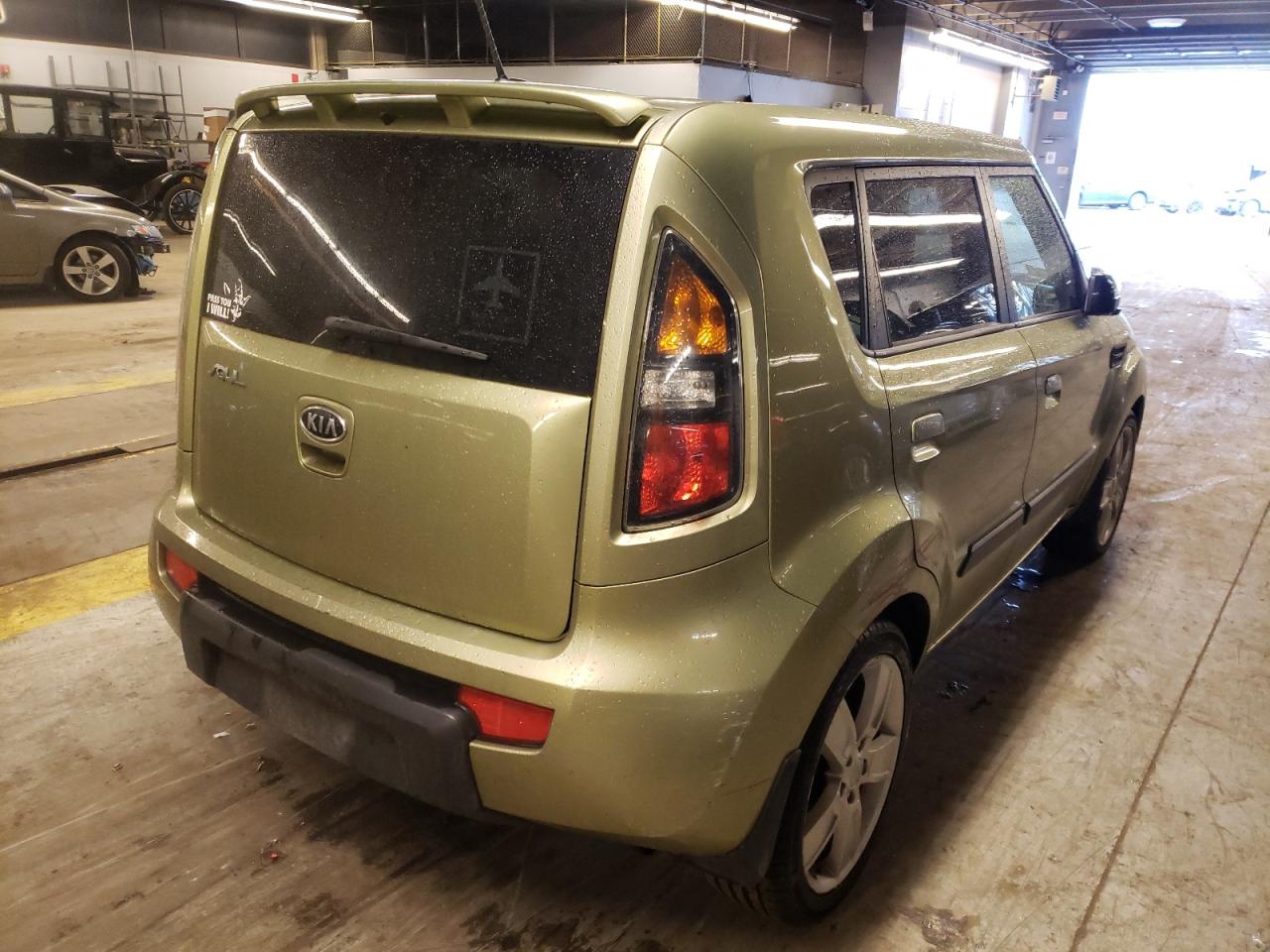 Photo 4 from auction – 2010 KIA SOUL with VIN KNDJT2A24A7074506