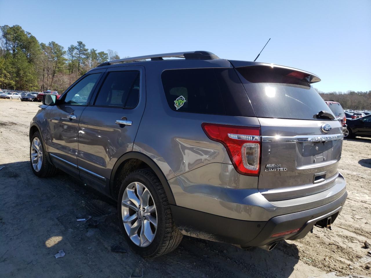 Photo 3 from auction – 2013 FORD EXPLORER L with VIN 1FM5K8F87DGC93741