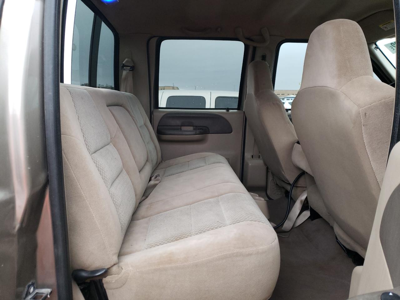 Photo 6 from auction – 2002 FORD F250 SUPER with VIN 1FTNW21F12EA57915