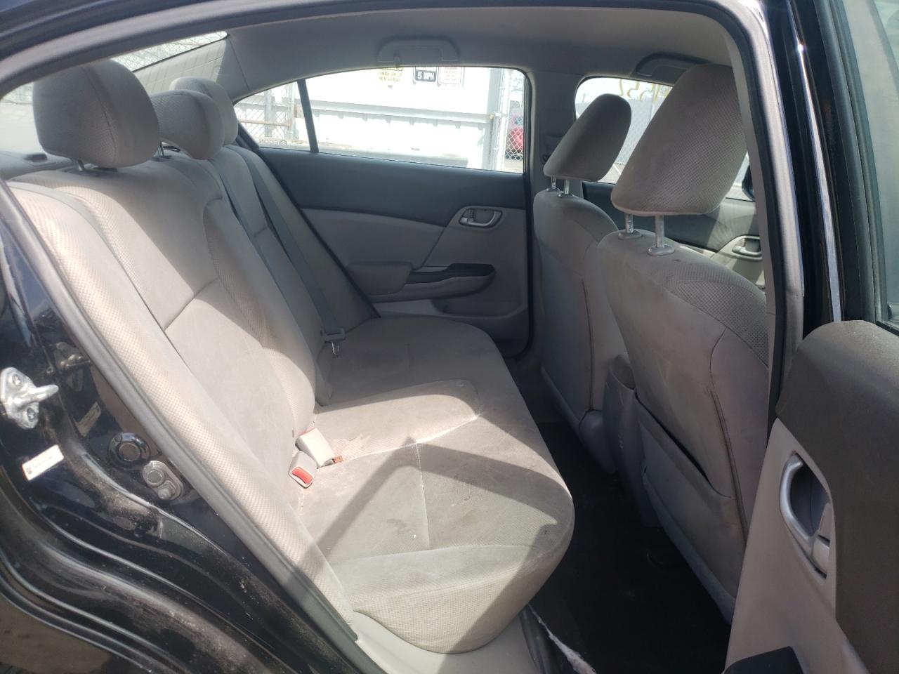 Photo 6 from auction – 2012 HONDA CIVIC LX with VIN 19XFB2F55CE019495
