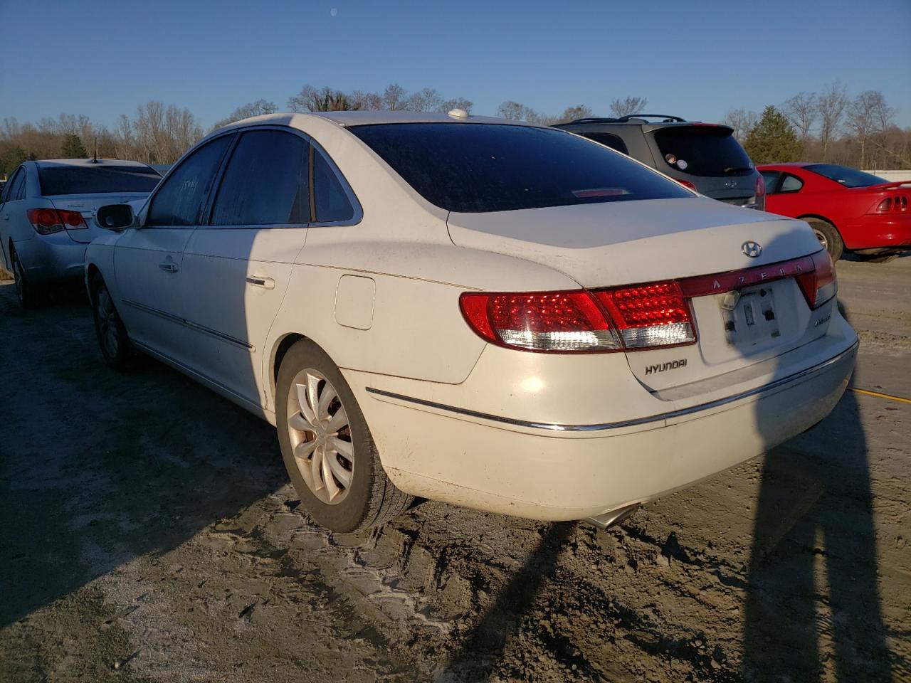 Photo 3 from auction – 2008 HYUNDAI AZERA SE with VIN KMHFC46F28A251933