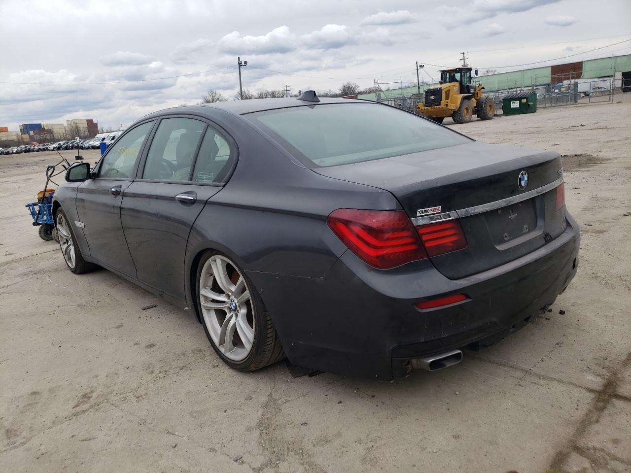 Photo 3 from auction – 2013 BMW 750 I with VIN WBAYA8C59DD228063