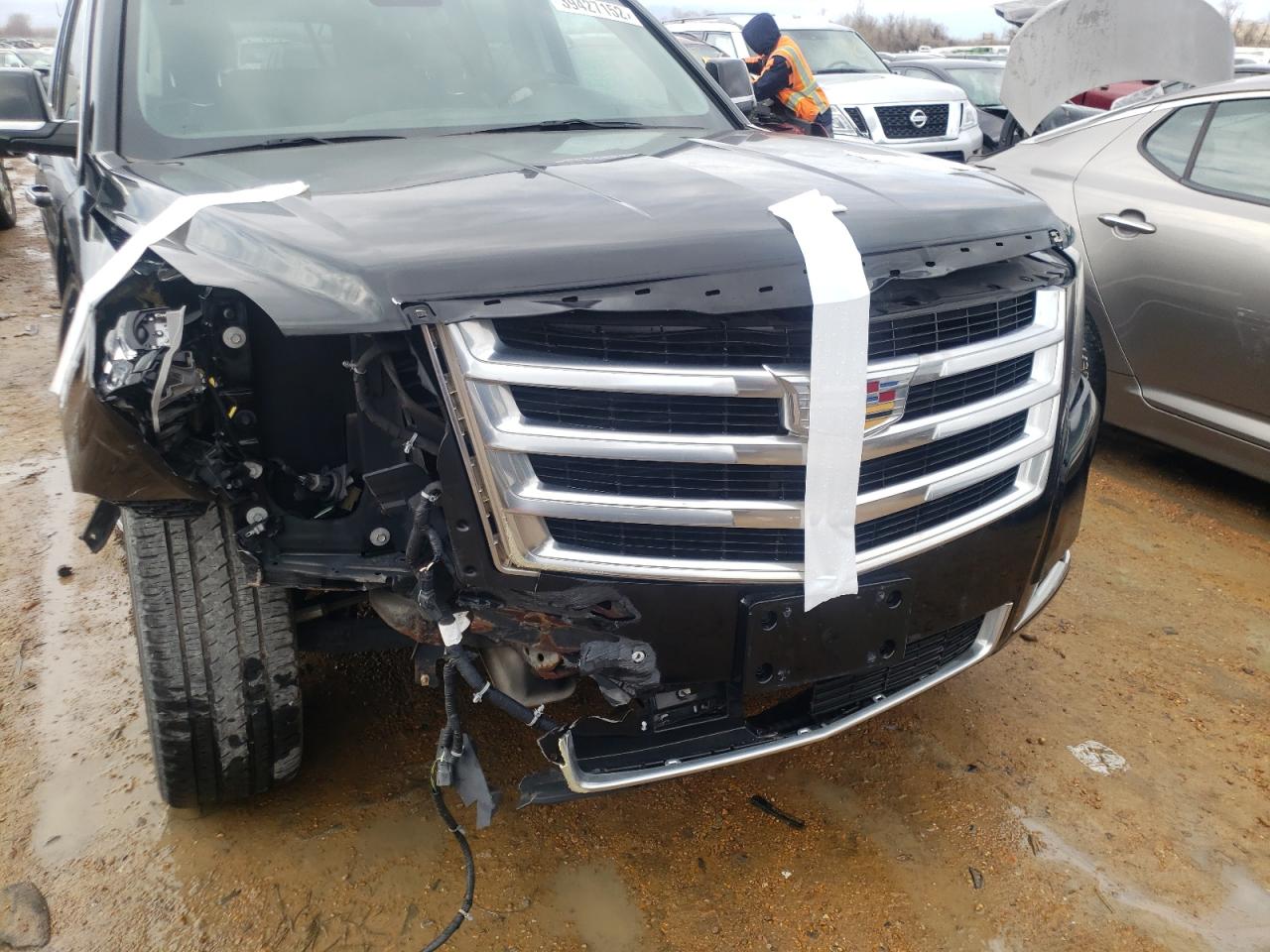 Photo 9 from auction – 2017 CADILLAC ESCALADE L with VIN 1GYS4BKJ8HR407175