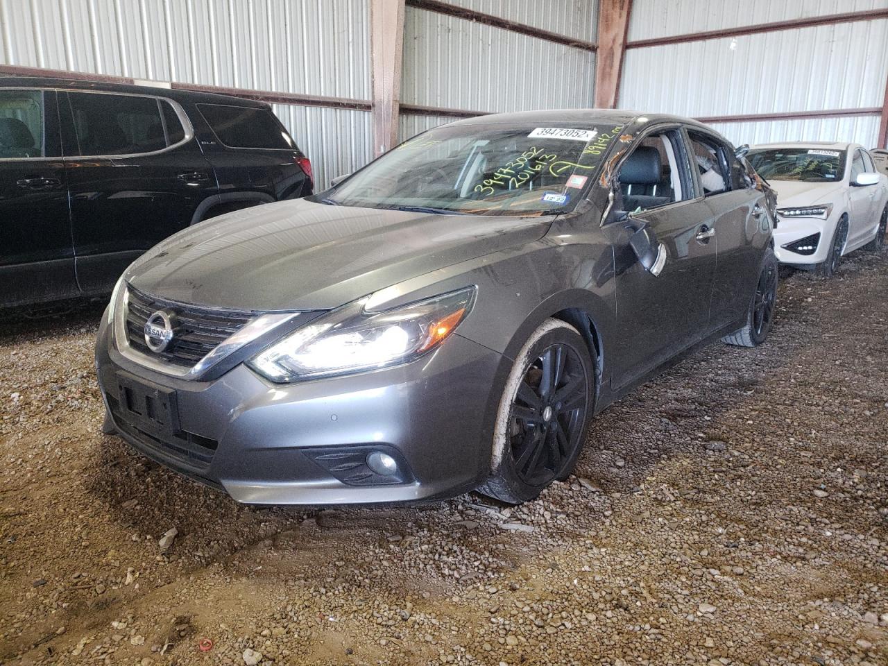 Photo 2 from auction – 2017 NISSAN ALTIMA 3.5 with VIN 1N4BL3APXHC201613