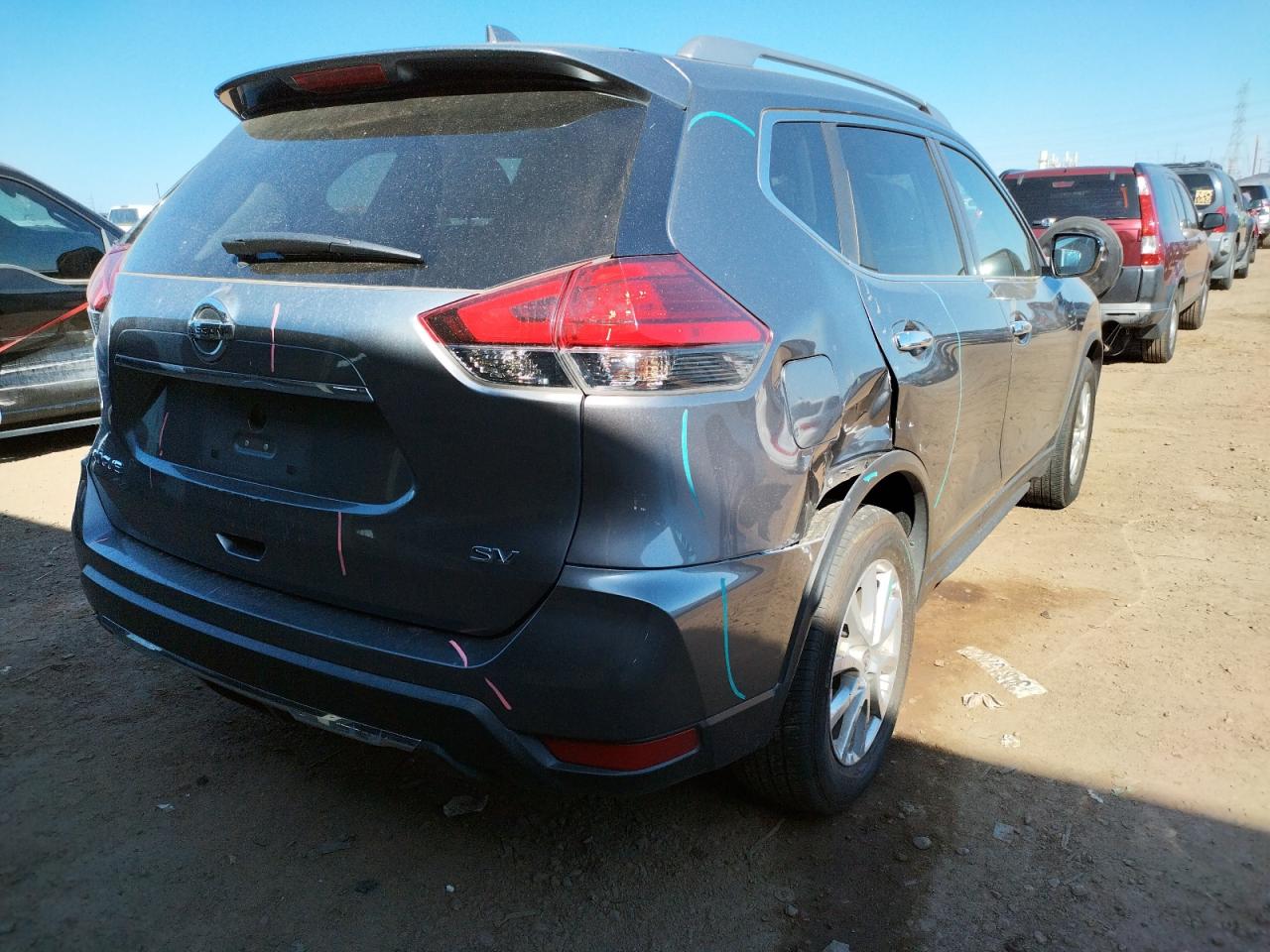 Photo 4 from auction – 2017 NISSAN ROGUE S with VIN KNMAT2MT5HP522119