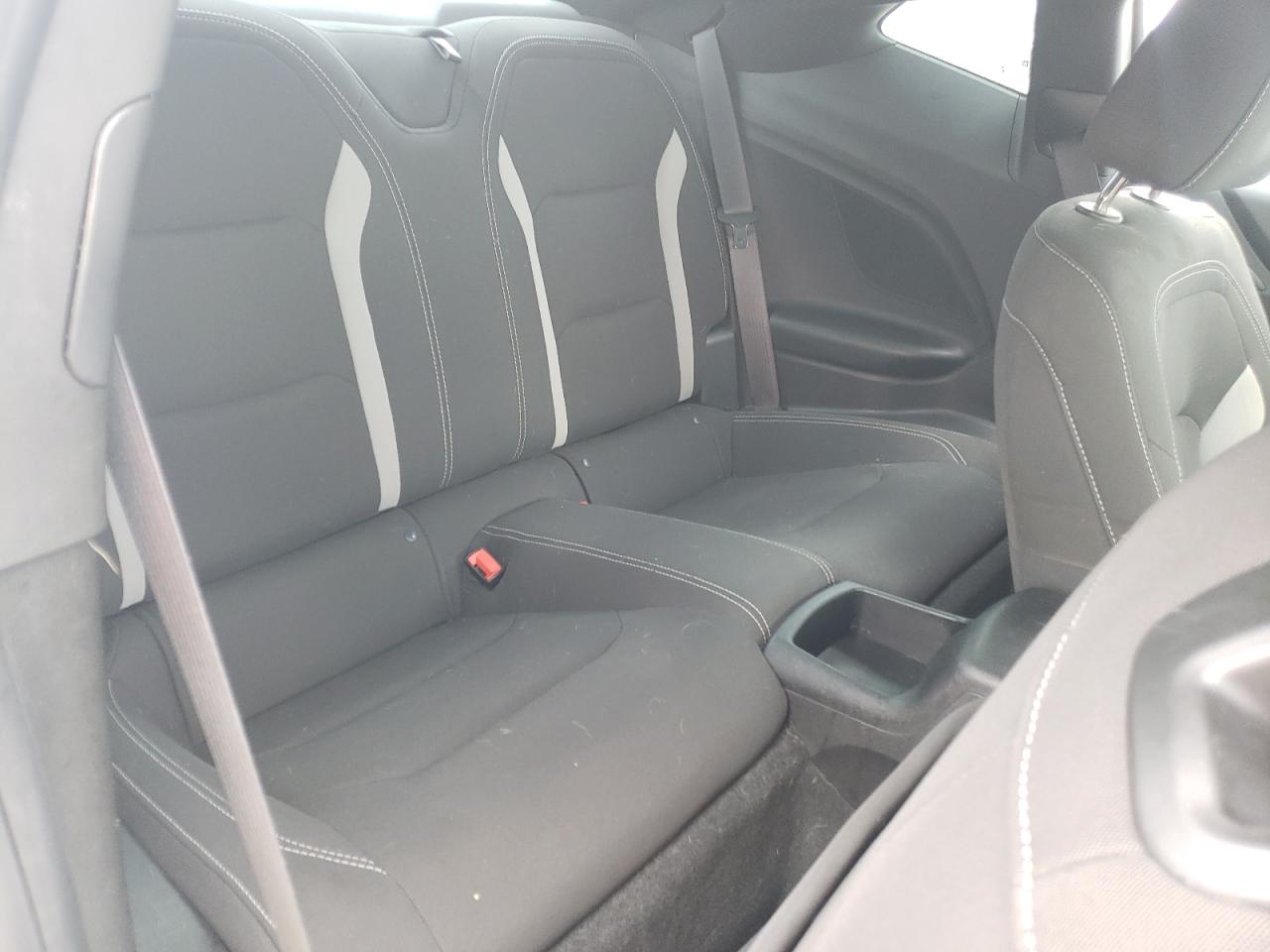 Photo 6 from auction – 2018 CHEVROLET CAMARO LT with VIN 1G1FB1RX2J0111704