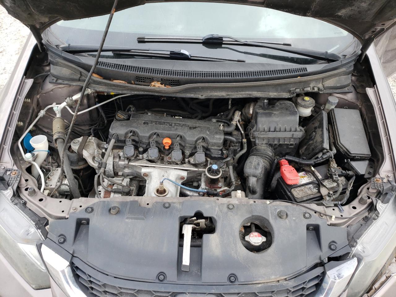 Photo 7 from auction – 2015 HONDA CIVIC LX with VIN 19XFB2E52FE021940