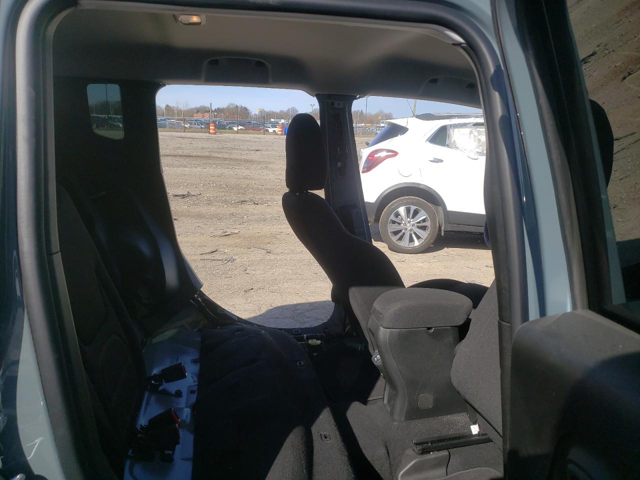Photo 6 from auction – 2018 JEEP RENEGADE L with VIN ZACCJBBB9JPH71489