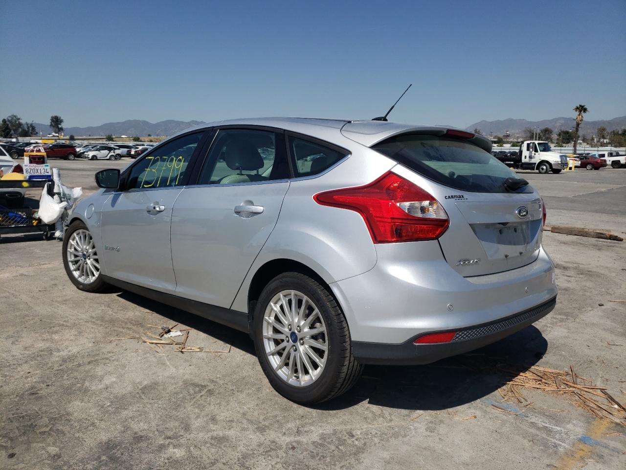 Foto 3 de la subasta – 2013 FORD FOCUS BEV con VIN 1FADP3R45DL172121