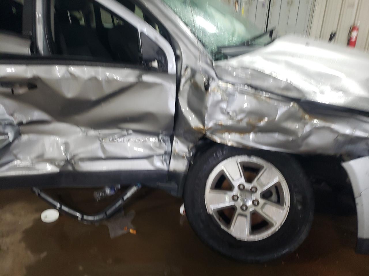 Photo 9 from auction – 2015 JEEP COMPASS SP with VIN 1C4NJCBA6FD235644