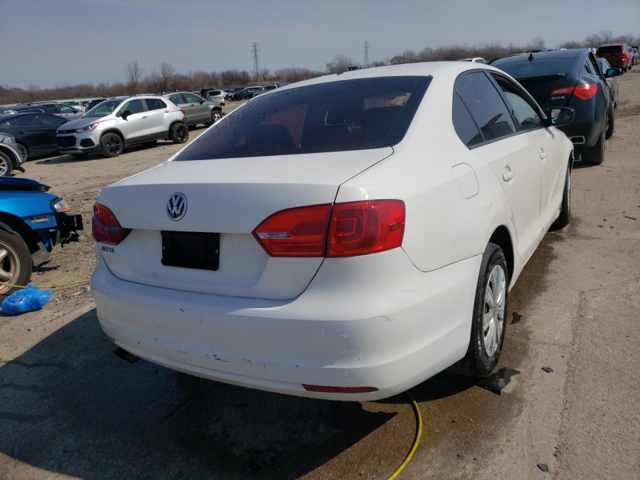 Photo 4 from auction – 2011 VOLKSWAGEN JETTA BASE with VIN 3VW2K7AJ3BM332093