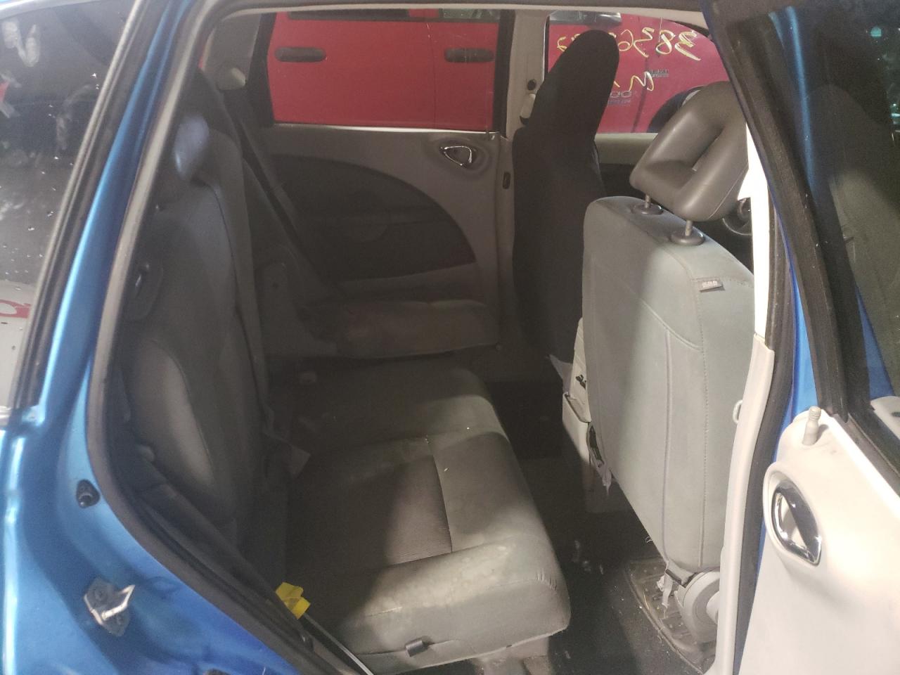 Photo 6 from auction – 2008 CHRYSLER PT CRUISER with VIN 3A8FY48B48T187962