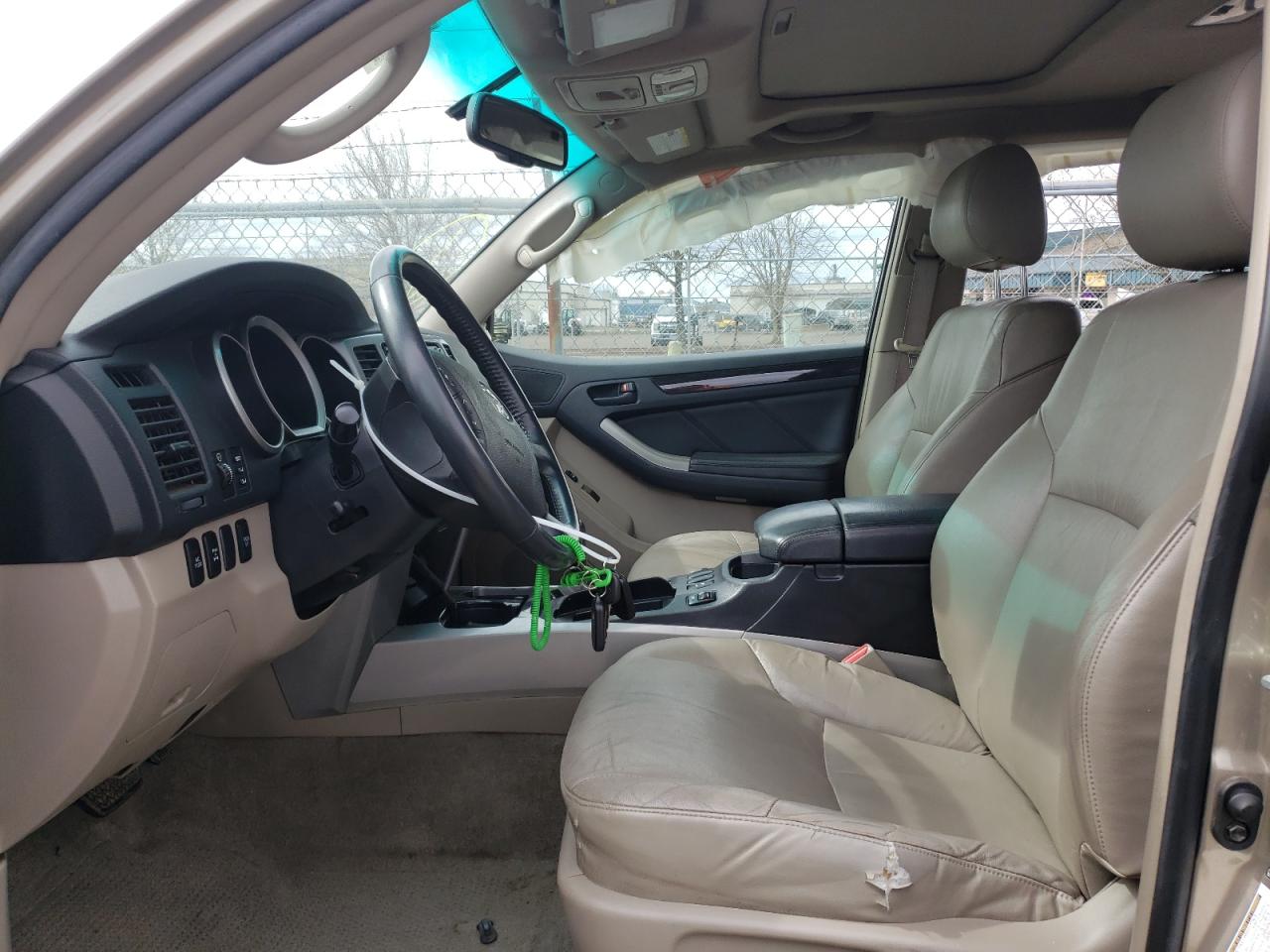 Photo 5 from auction – 2007 TOYOTA 4RUNNER LI with VIN JTEBU17R478097301