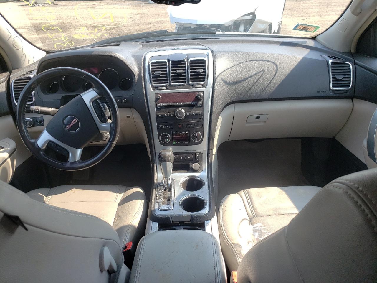 Photo 9 from auction – 2008 GMC ACADIA SLT with VIN 1GKEV23718J138295