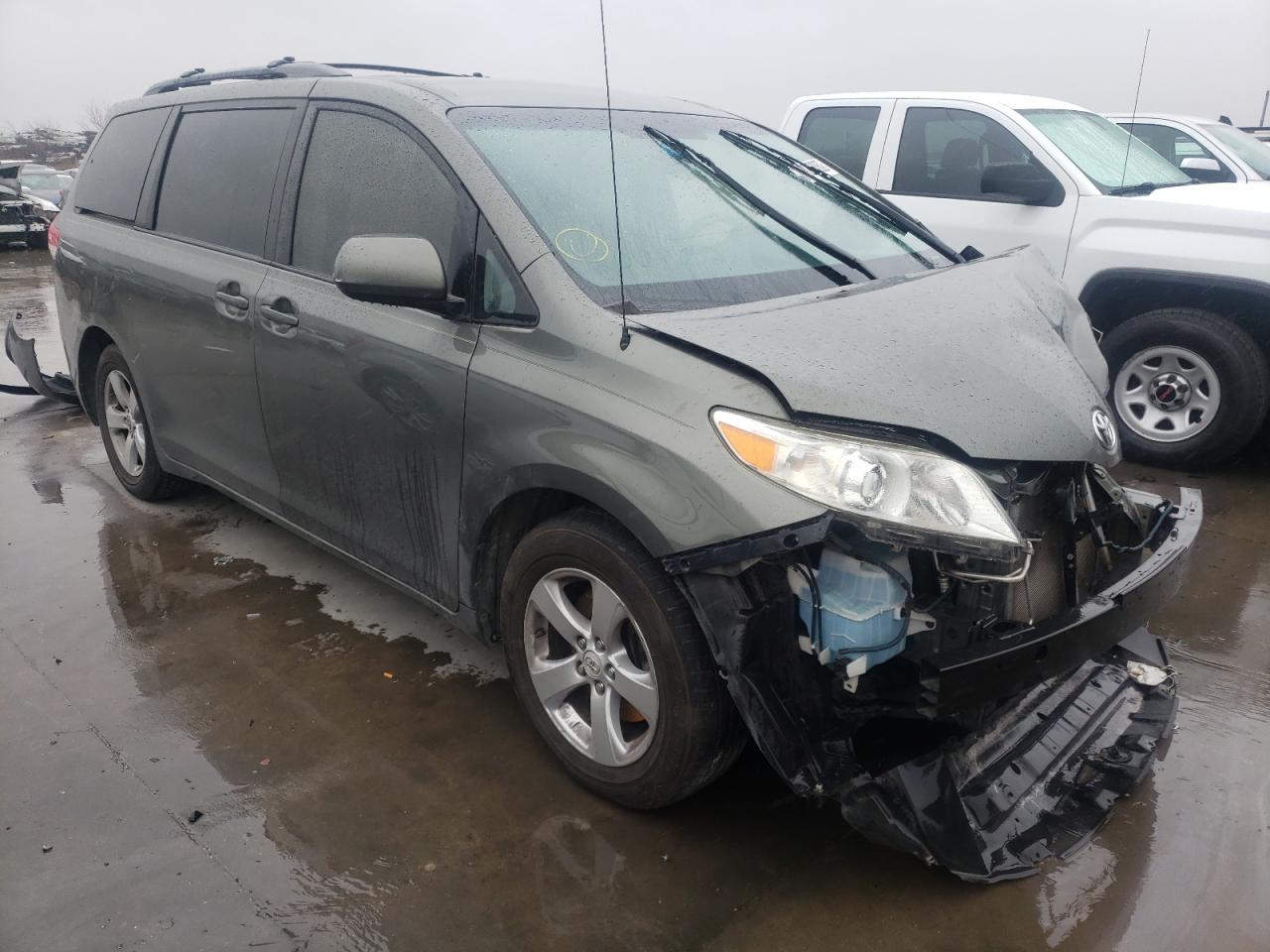 TOYOTA SIENNA LE 2011 with VIN 5TDKK3DC8BS008534 - Photo from auction