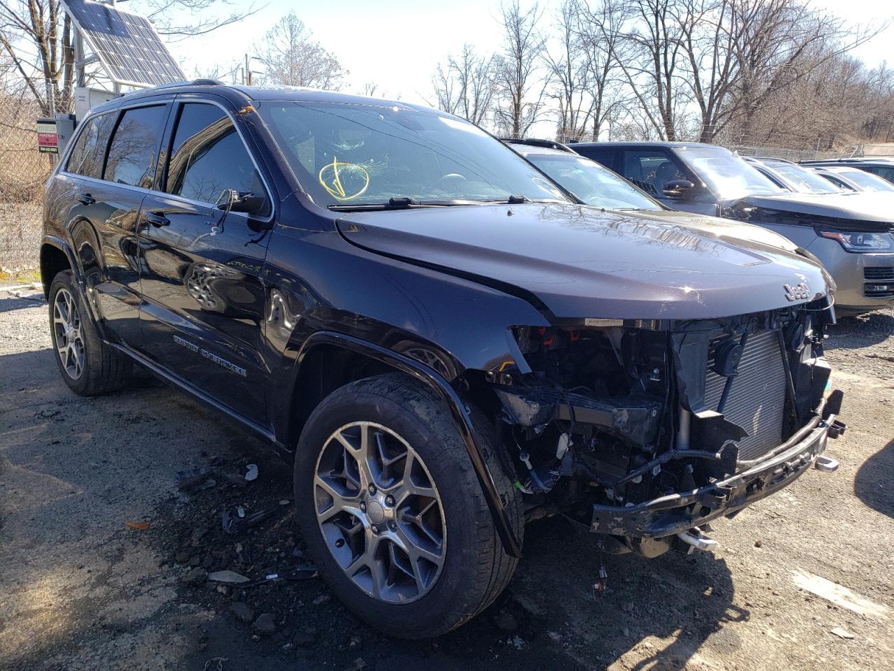JEEP GRAND CHER 2018 with VIN 1C4RJFBG2JC332619 - Photo from auction